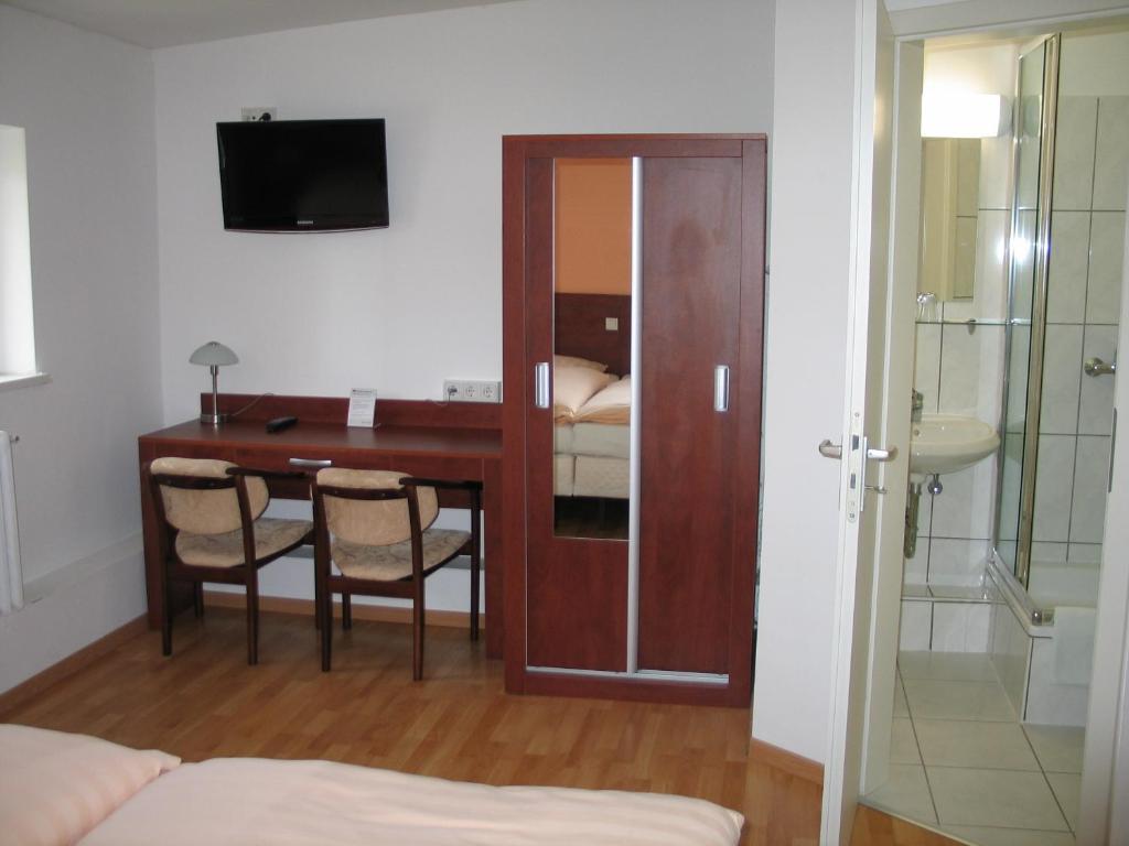Hotel Restaurant Zur Post Βούρπεταλ Δωμάτιο φωτογραφία